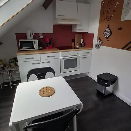 Corner Lebeau Proche Vieille-ville Stationnement Gratuit Lägenhet